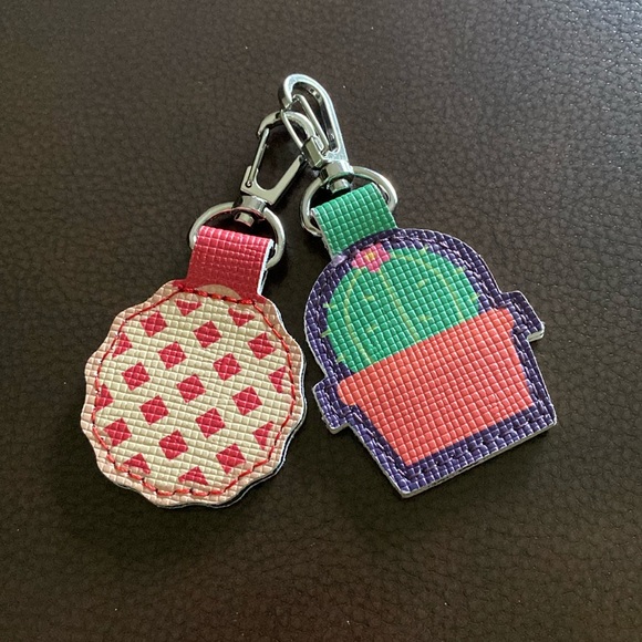 Quarter Keepers - Picture 1 of 2